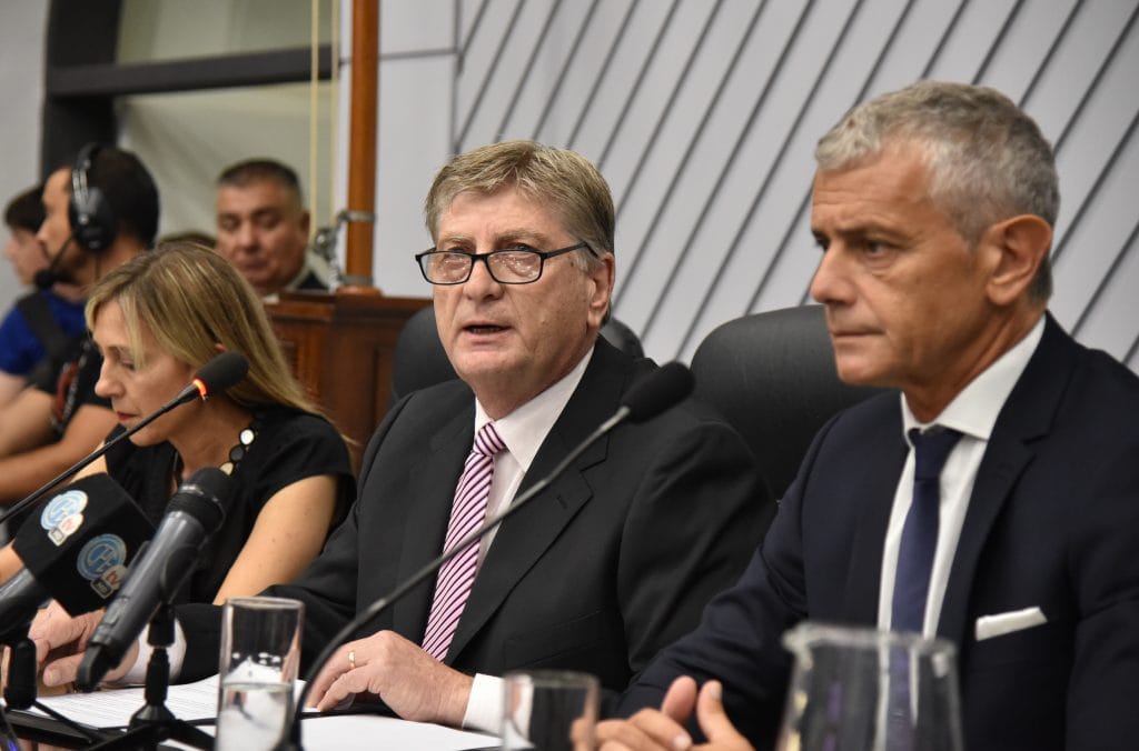 Ziliotto dispuso un bono de 5.000 pesos para la Policía provincial 