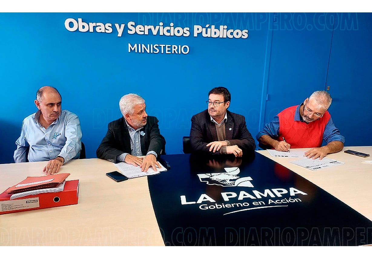 reunión de funcionarios de obras publicas