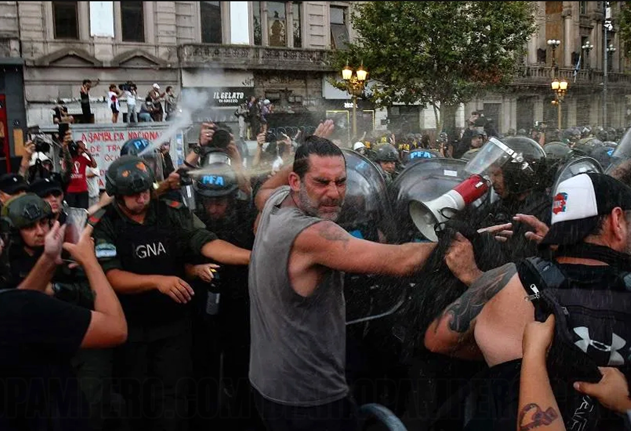 13_detenidos