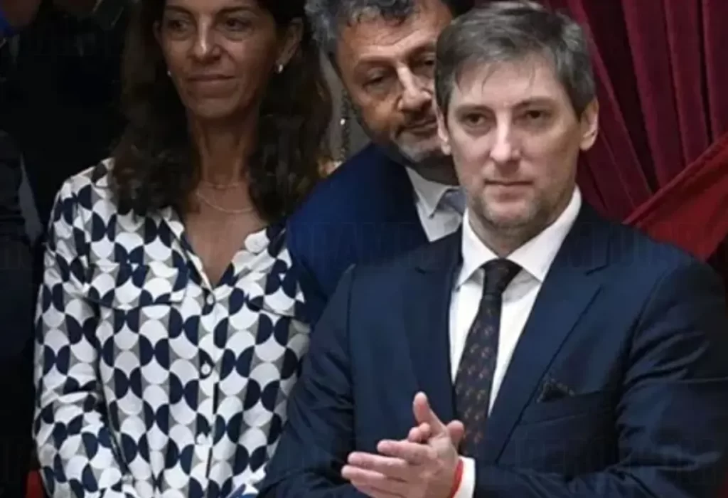 Sigue la purga en el Gobierno: renunció el titular de la AFI Silvestre Sívori