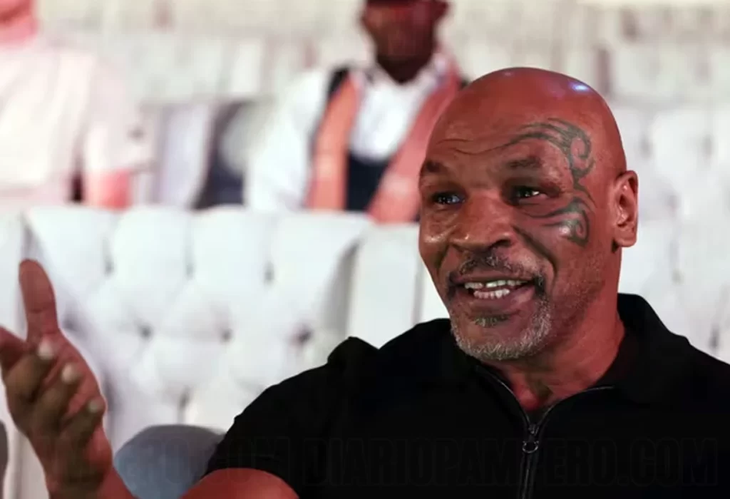 Mike Tyson Atendido de Urgencia en Vuelo a Los Ángeles