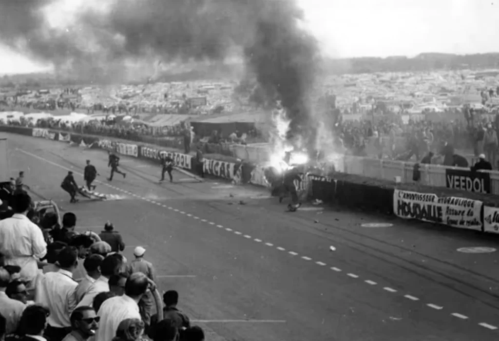 Un auto en llamas, 83 muertos y el milagro de Fangio