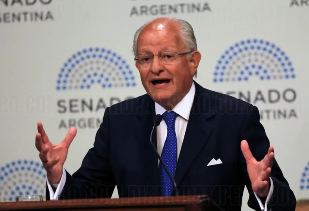 La Fundación CONIN, con su polémico fundador, distribuirá alimentos para Capital Humano