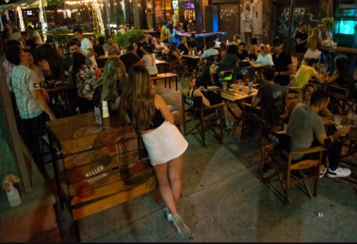 bares