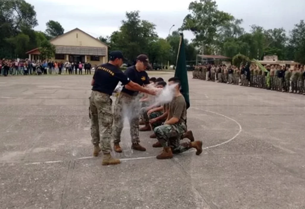 Investigan Bautismo de Paracaidistas en el Ejército por Uso de Cal Viva