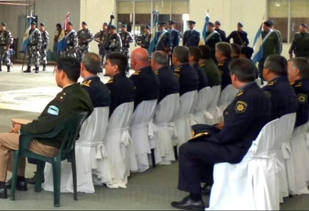 Se hacia pasar por subjefe policial para tomar cursos de capacitación