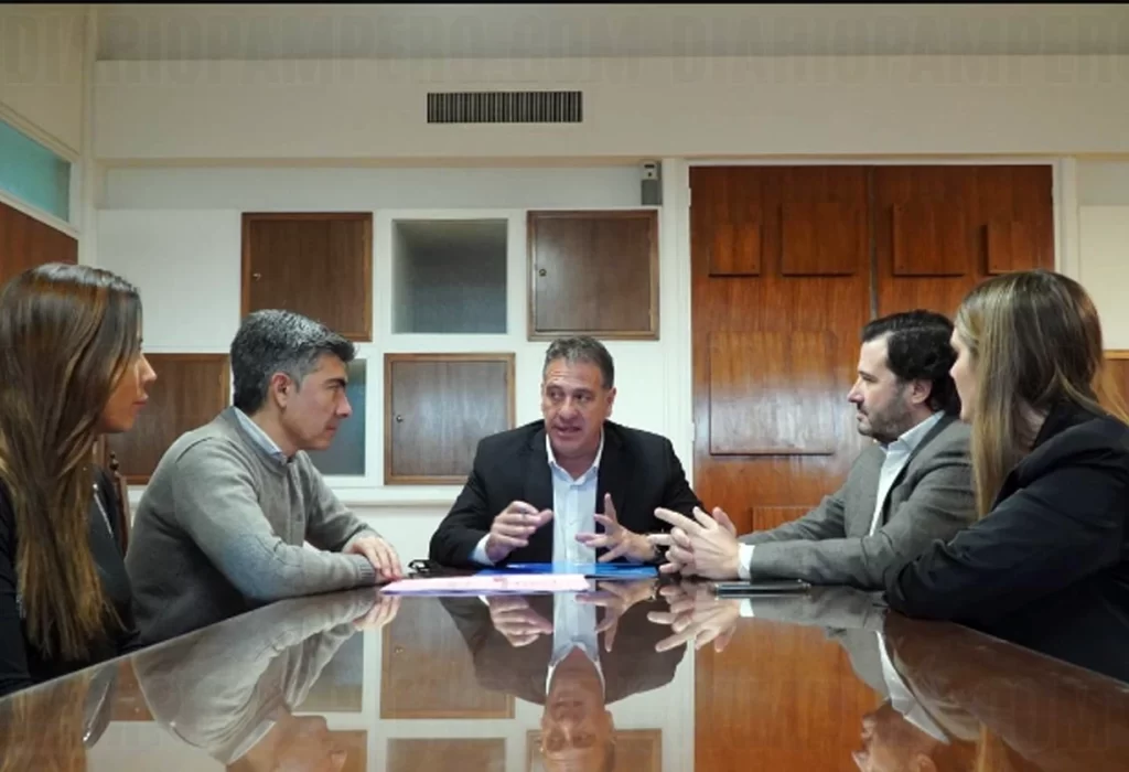 La Pampa: Firman convenio para expandir Consultorios Jurídicos Gratuitos
