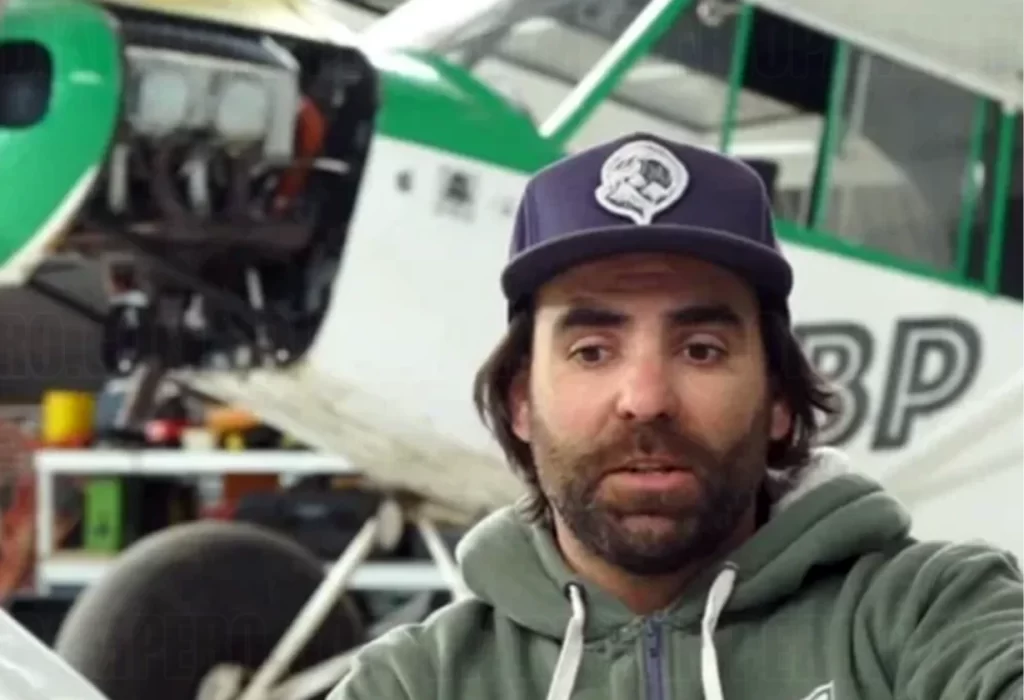 Dramático Rescate de Piloto Chubutense Tras Aterrizaje de Emergencia