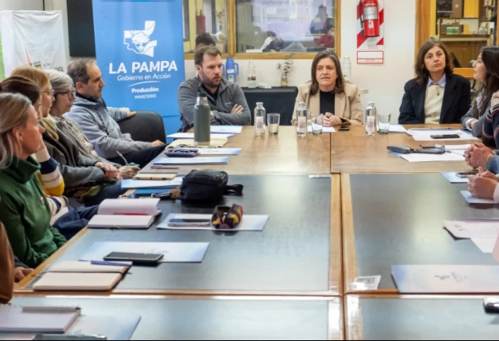 Se Reúne el Consejo Asesor de Suelo