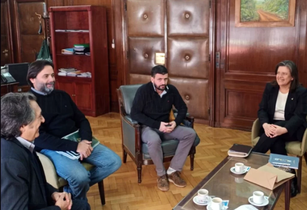 Ministra de Producción se reúne con Subsecretaria de Ambiente de Nación
