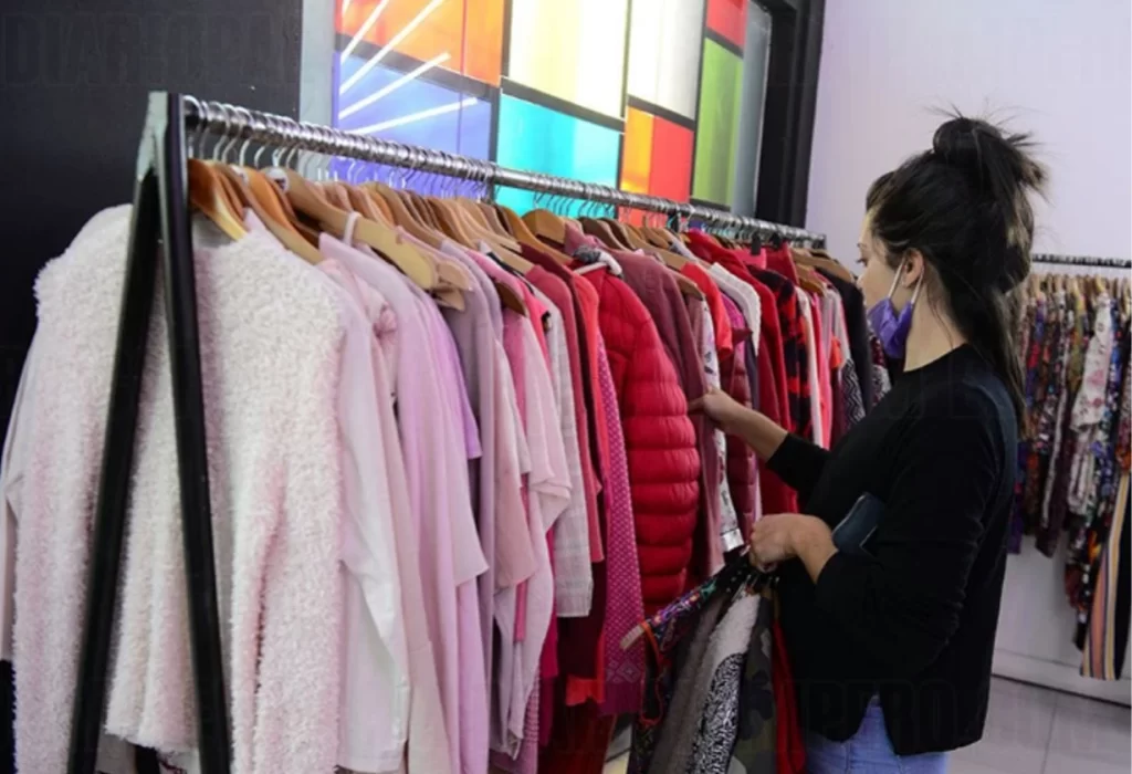 Crisis en la Industria Textil: Informe Revela Caída del 40% en Ventas y Producción