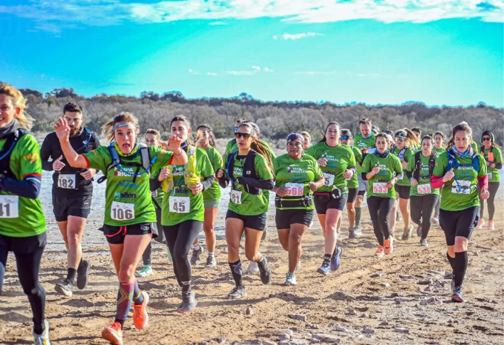 Más de 450 corredores participaron del Trail Cross en Parque Luro