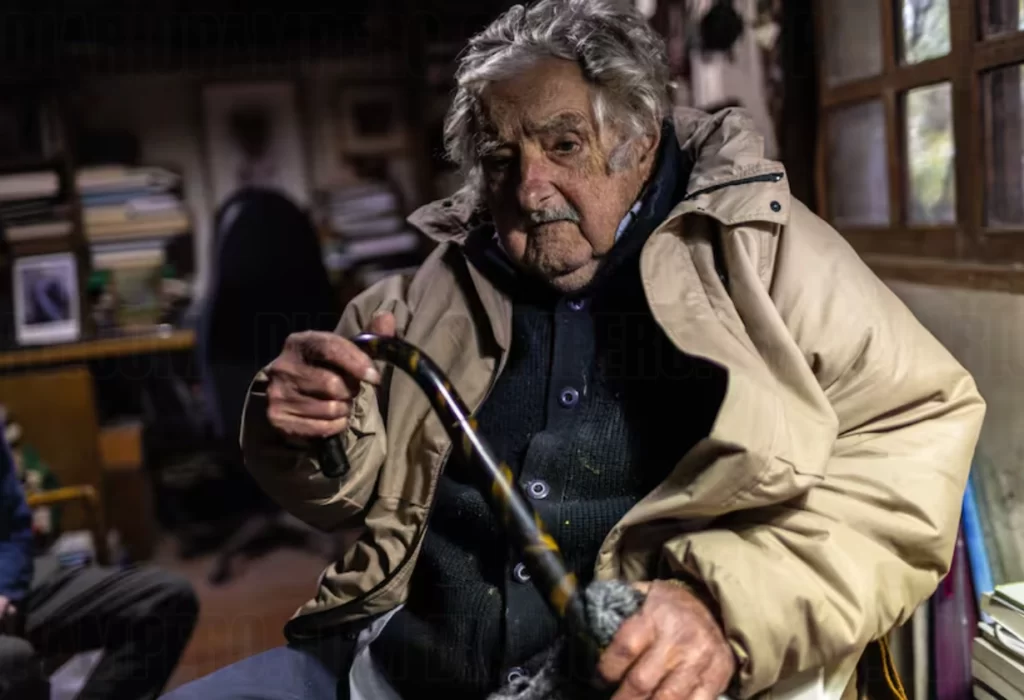 José Mujica: «Según los médicos, el tratamiento contra el cáncer anduvo bien, pero yo estoy deshecho»