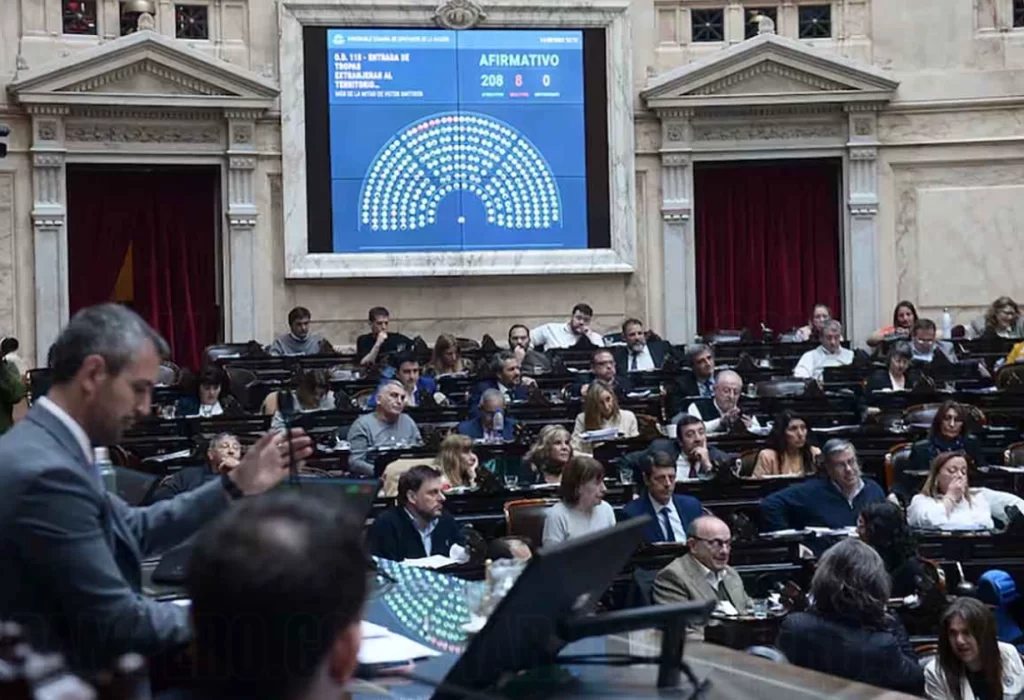 Diputados aprueban ley para mantener abiertas las escuelas durante paros docentes