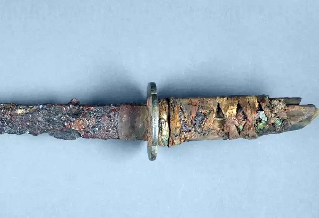 Arqueólogos descubren una espada samurái de 400 años en Berlín