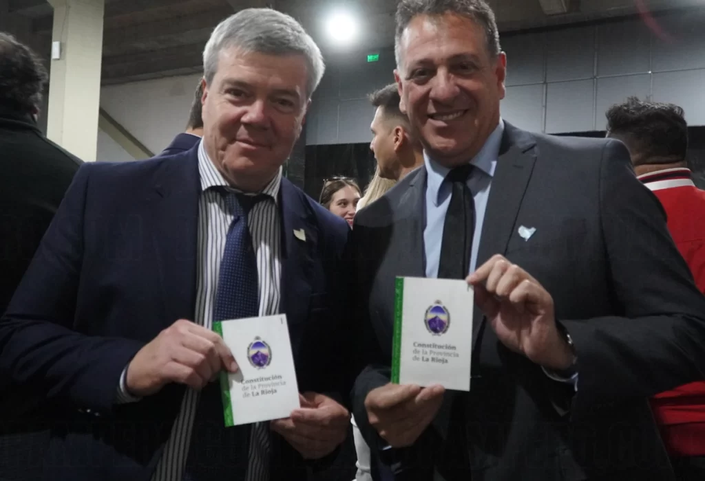 Gobierno pampeano acompañó la jura de la nueva Constitución de La Rioja