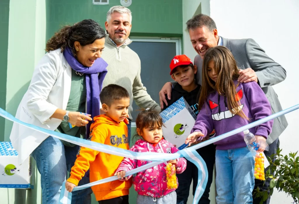 Entrega de Viviendas en Quehué y Anuncio de Nuevas Construcciones