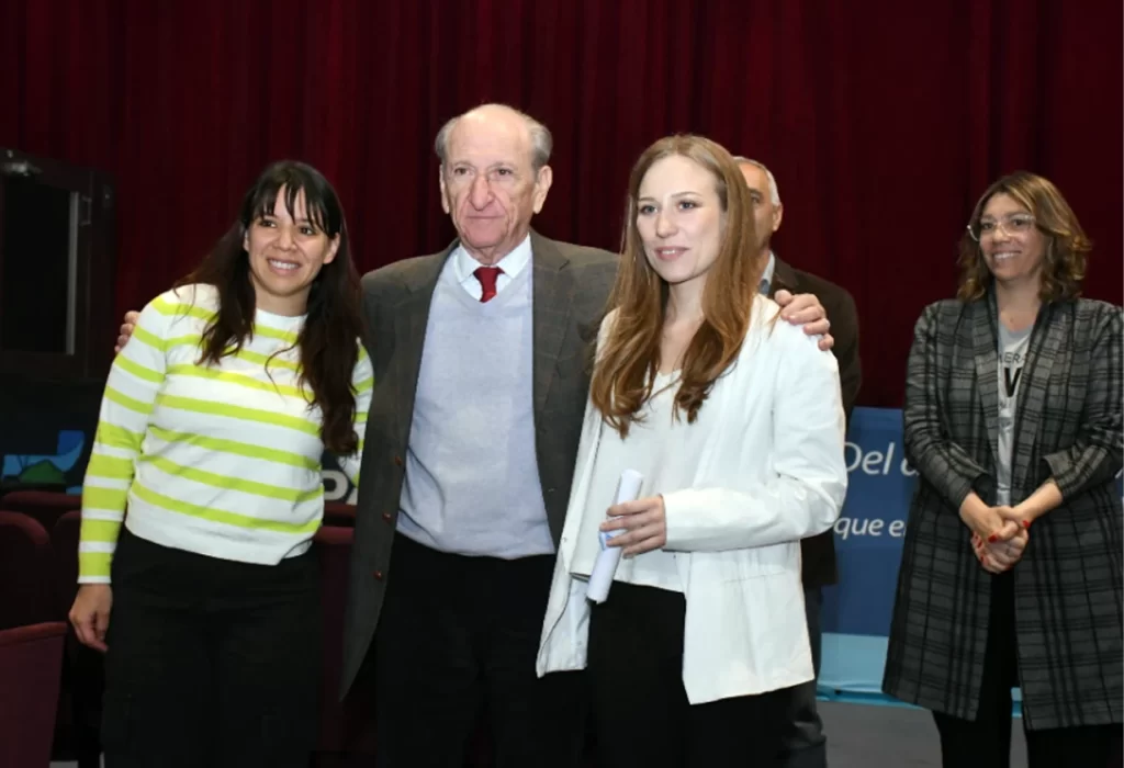 Emotiva Ceremonia de Entrega de Certificados a Residentes en Salud