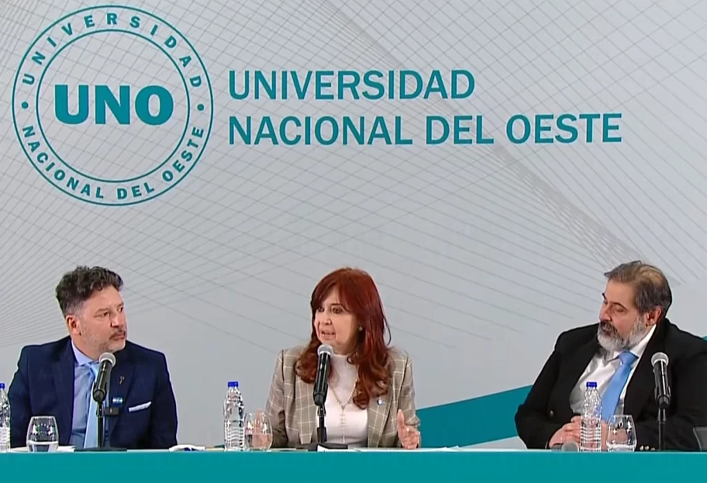 Cristina Fernández de Kirchner criticó duramente a Javier Milei en su discurso en Merlo