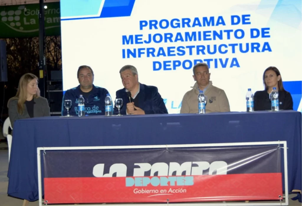 El Gobierno de La Pampa entrega subsidios a clubes deportivos de la provincia