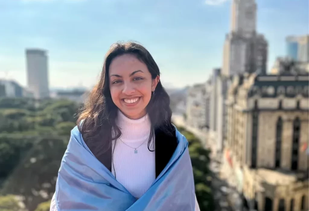 Una Adolescente Argentina quedo Entre los 10 Mejores Estudiantes del Mundo