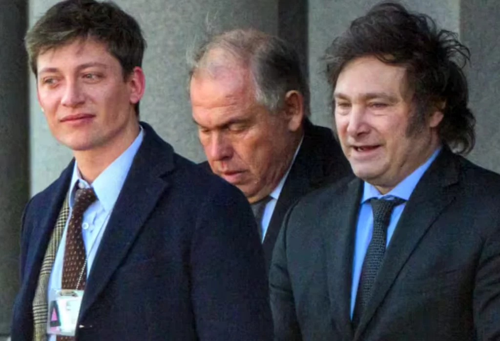 Paoltroni denuncia la relación entre Milei y Caputo: “El secreto de la montaña”