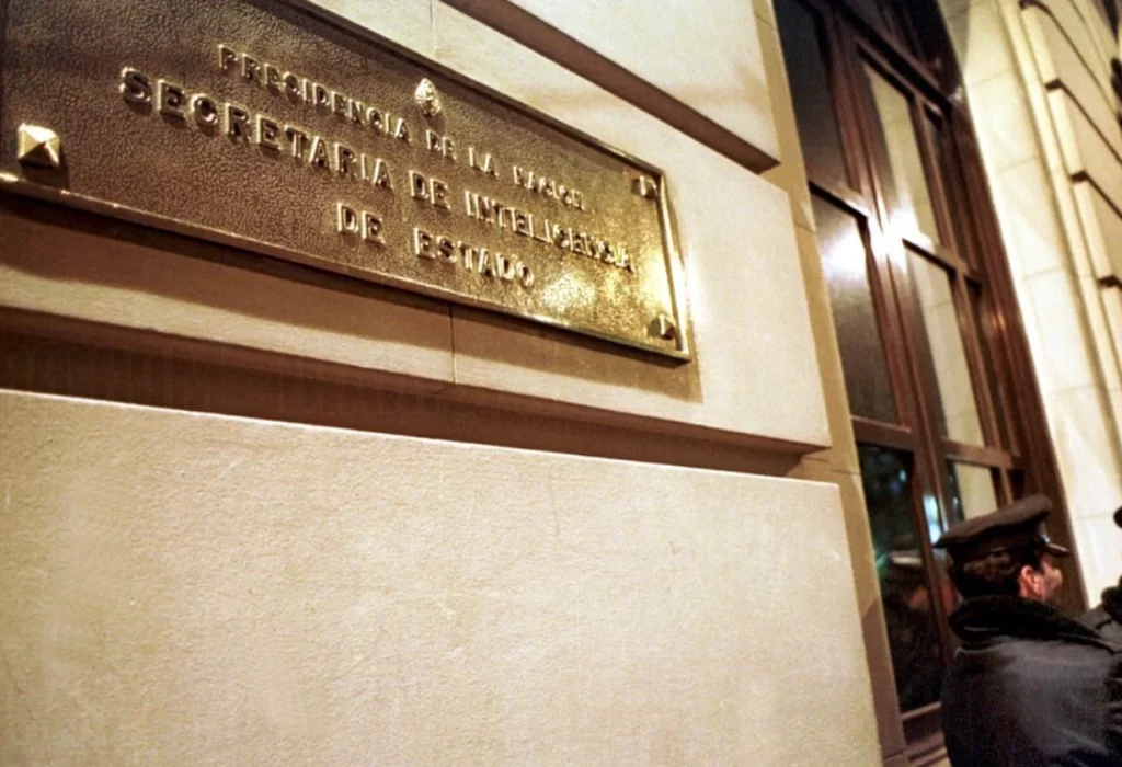 Otro golpe para el Gobierno: el Senado deroga el DNU que aumentó los fondos reservados de la SIDE