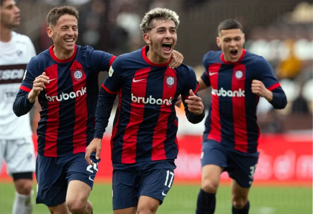 San Lorenzo venció a Platense 2-1 y sale del fondo de la tabla
