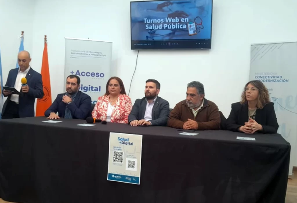 Eduardo Castex implementa el sistema de turnos web en el Hospital Pablo Lacoste
