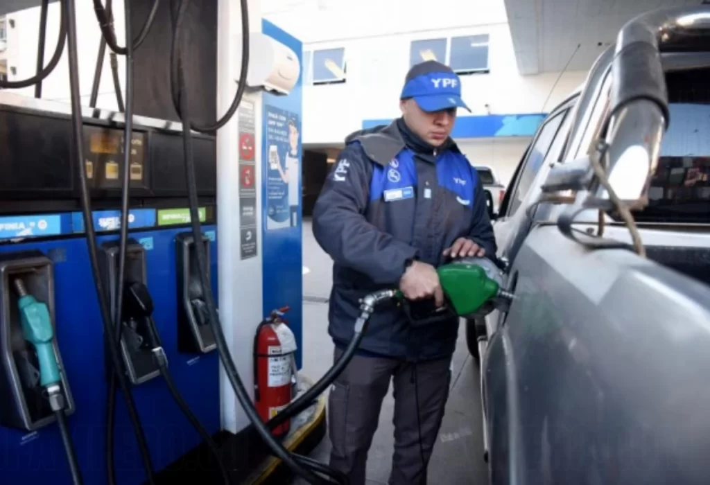 Noviembre con aumentos en transporte, combustibles, alquileres y más servicios