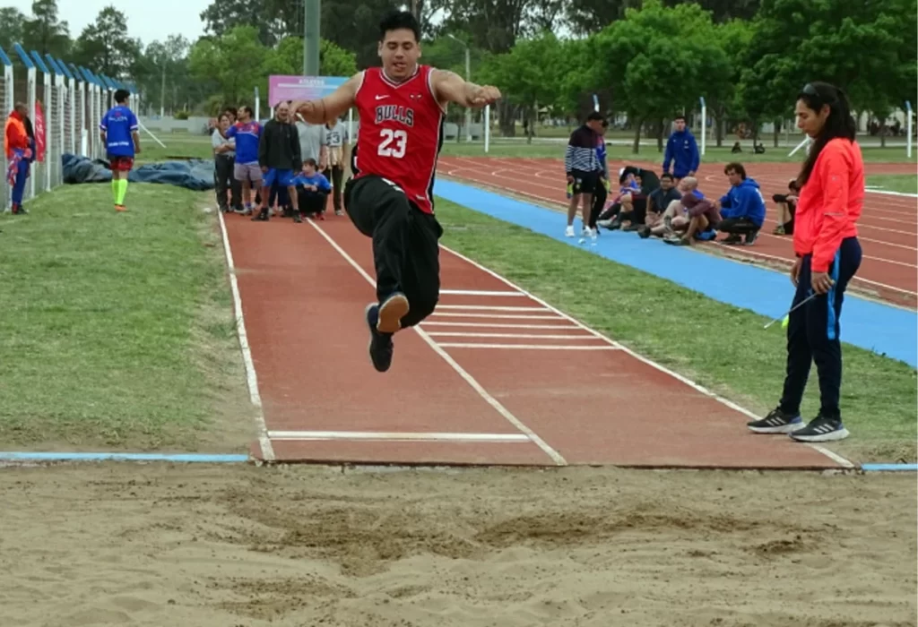 Inauguran el Nacional de Atletismo PCD en Santa Rosa