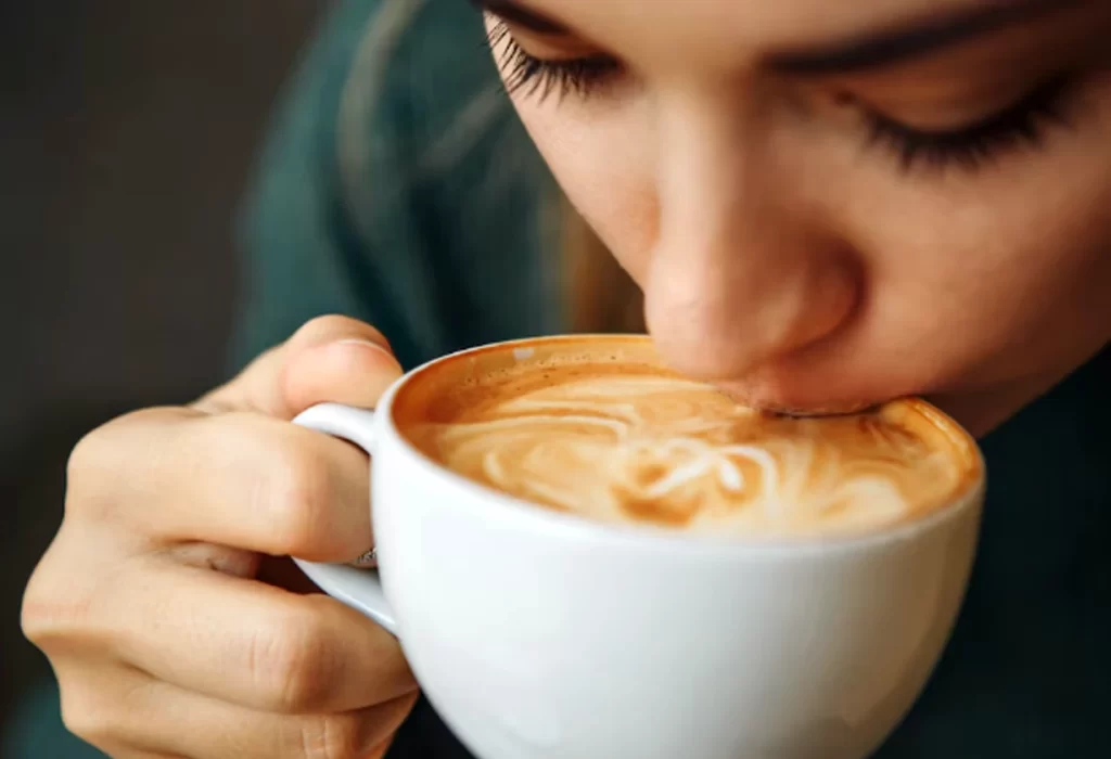 El café y su impacto en la microbiota intestinal: un nuevo hallazgo sobre sus beneficios