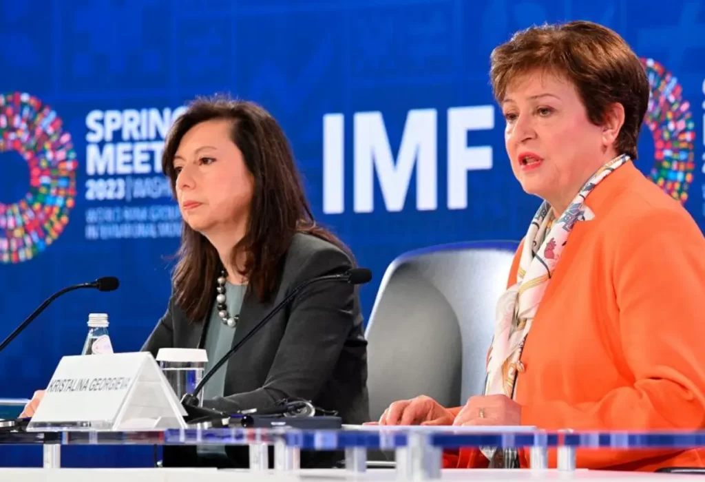 FMI y la Argentina: Se estudian nuevas opciones de financiamiento