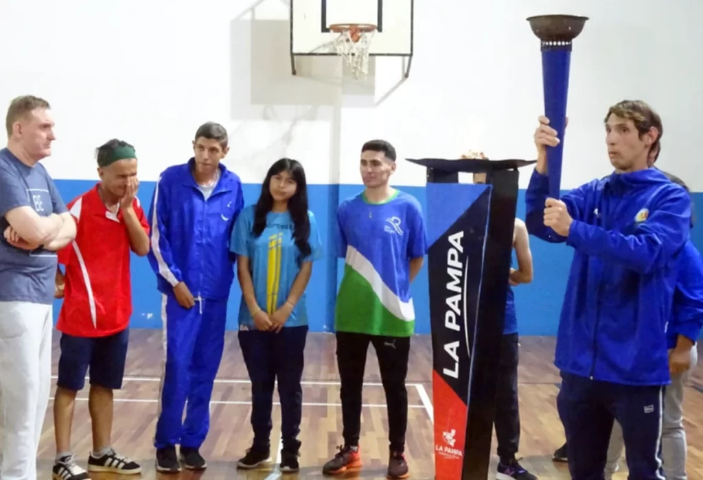 Santa Rosa dio inicio al Torneo Nacional de Atletismo PCD con una emotiva ceremonia