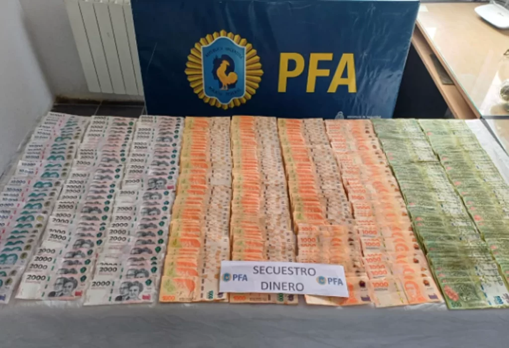La Policía Federal Argentina detuvo a dos mujeres acusadas de comercializar drogas en Neuquén