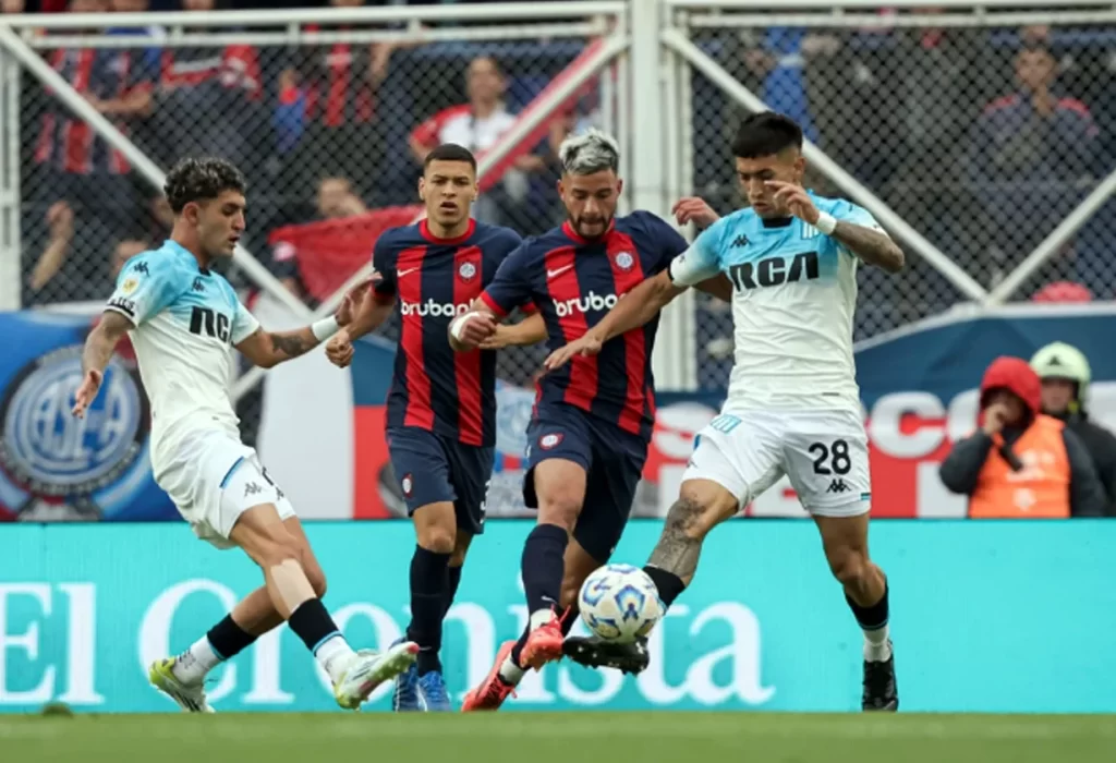 Racing dio vuelta el partido y venció a San Lorenzo