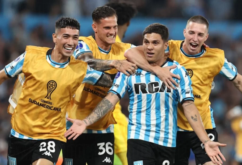 Racing y Cruzeiro se enfrentarán por la Copa Sudamericana