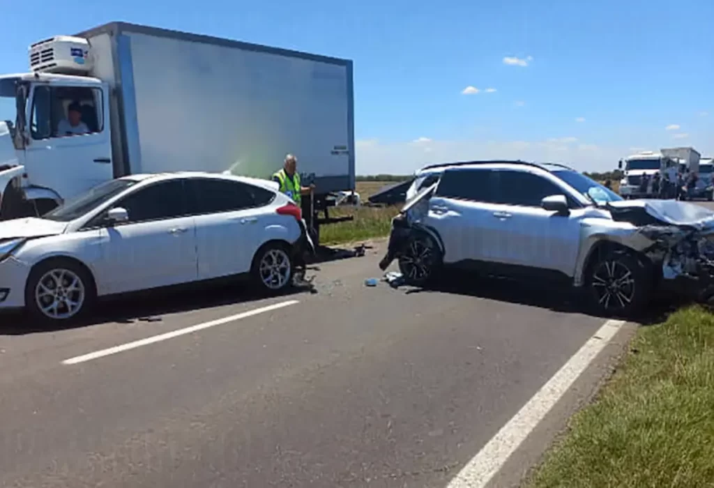 Tragedia en la Ruta 5: una mujer falleció y más de diez vehículos se vieron involucrados