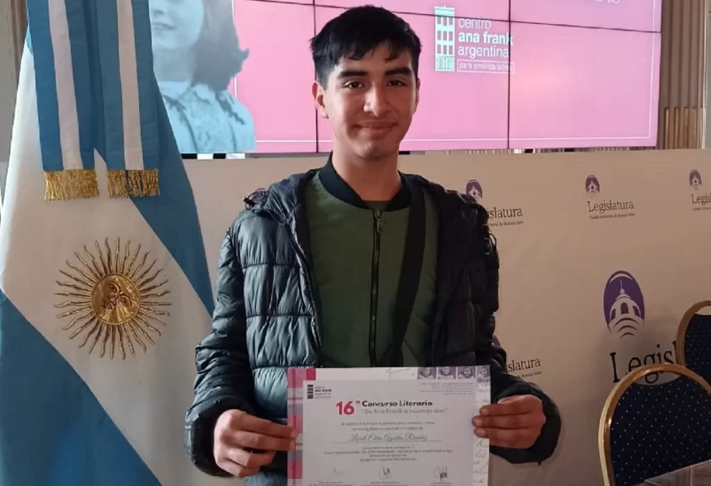 Estudiante pampeano viajará a Ámsterdam tras ganar concurso literario