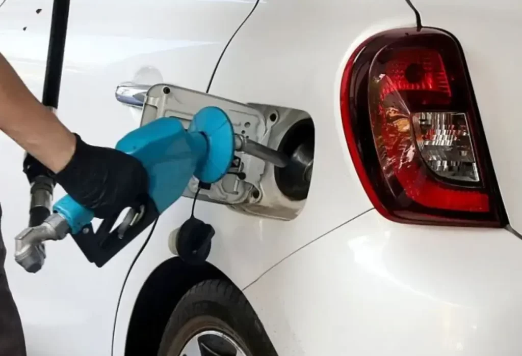 A partir de enero la nafta aumentará un 2% en promedio