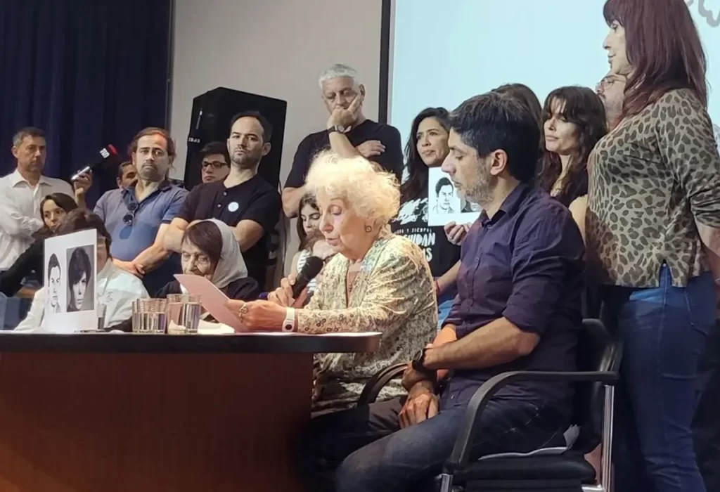 Abuelas anuncia la restitución del nieto 138
