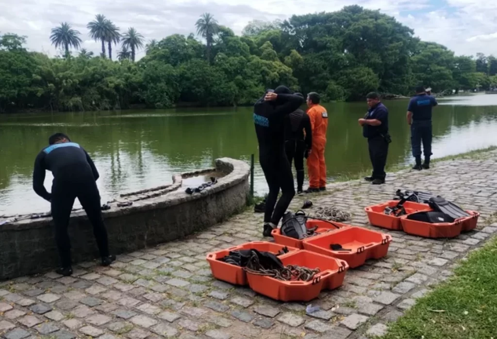 Encuentran el cuerpo del hombre desaparecido en los lagos de Palermo