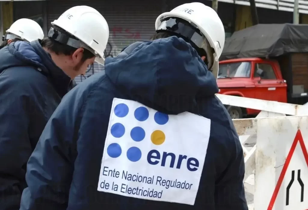 Denuncian millonario sobreprecio en compras del ENRE bajo el gobierno de Milei
