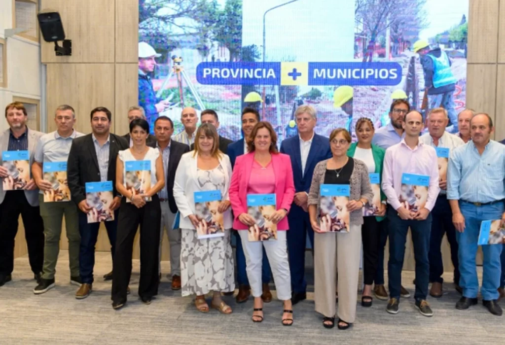 El compromiso del Gobierno de La Pampa impulsa obras esenciales para el interior