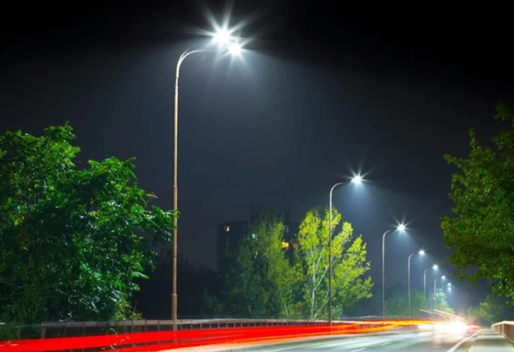 Avanza el recambio de luminarias en la Ruta N°35, garantizando mayor seguridad vial