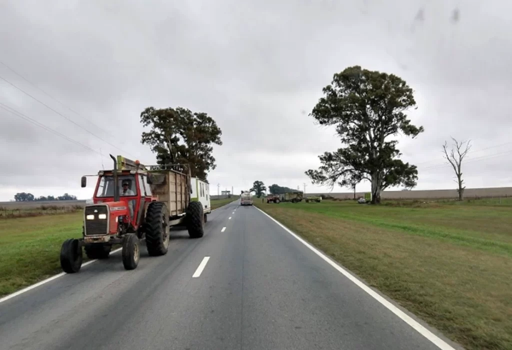 Recomendaciones para una circulación segura de maquinaria agrícola en rutas