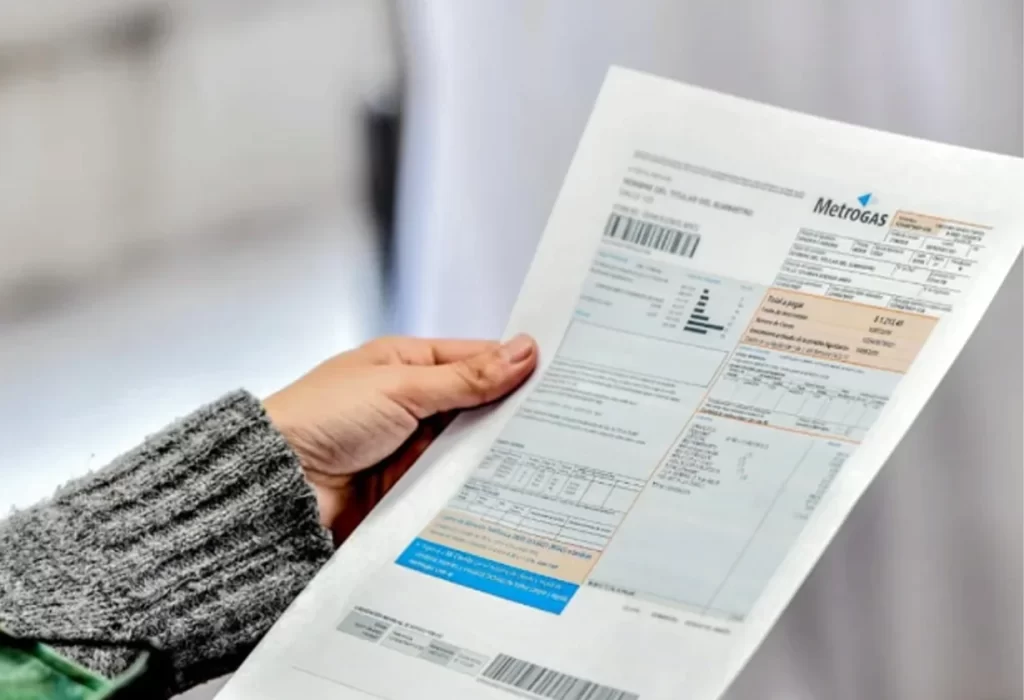 Desde febrero, tarifas de luz y gas aumentarán hasta un 10% mensual
