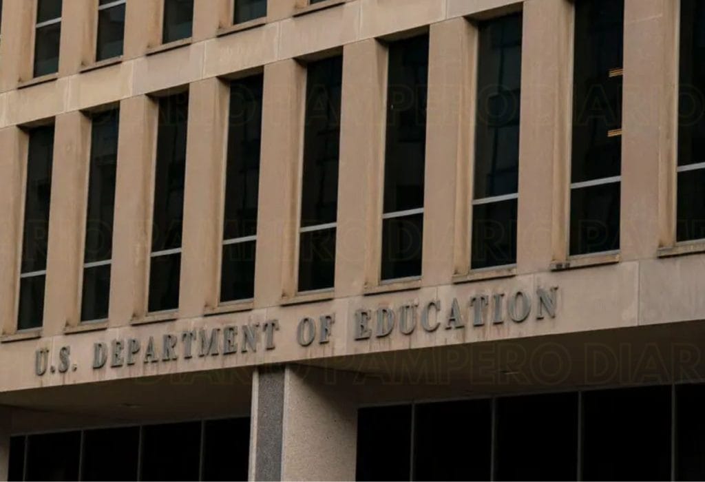 Trump congela fondos educativos y un juez detiene la medida