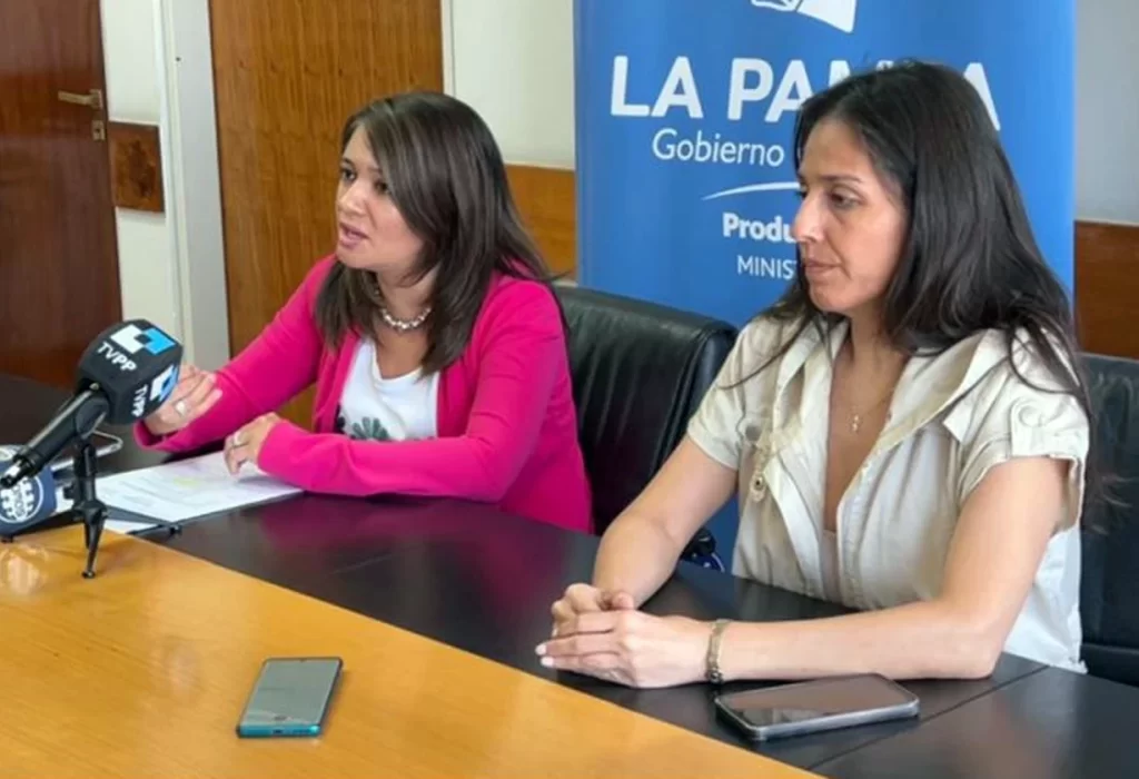 Otorgan financiamiento a productores para mejorar la producción forrajera
