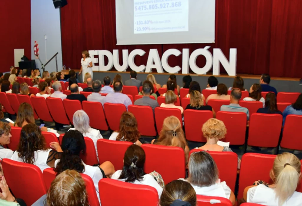 Énfasis en la inversión educativa para fortalecer los aprendizajes